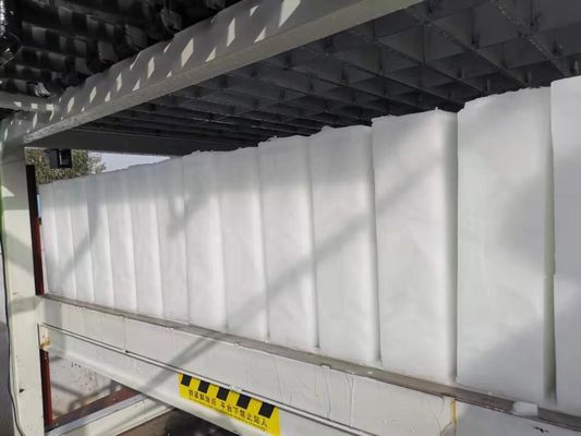 37.5KW ظرفیت خنک کننده ماشین یخ بلوک خنک کننده مستقیم با تبخیر کننده صفحه فولاد ضد زنگ
